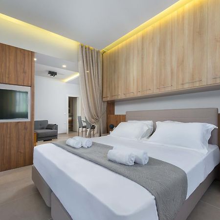 Lardos Luxury Apartments 外观 照片