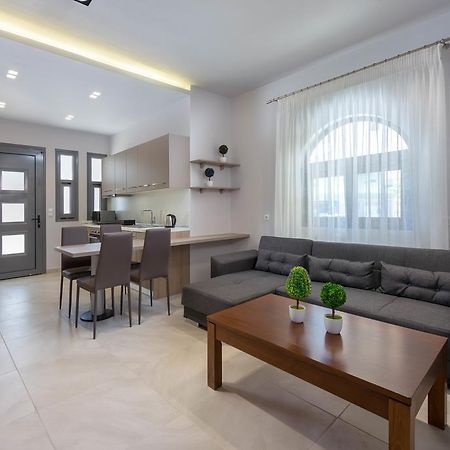 Lardos Luxury Apartments 外观 照片