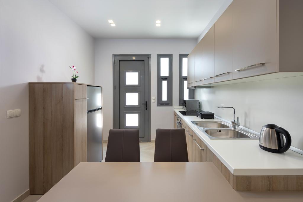 Lardos Luxury Apartments 外观 照片